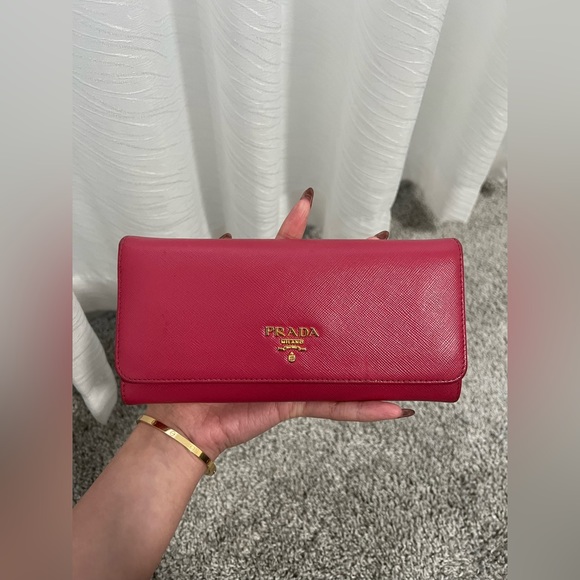Prada wallet in pink (open to offers!) - Picture 1 of 7